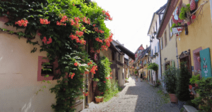 Read more about the article Eguisheim: Piękna Średniowieczna Wioska w Alzacji